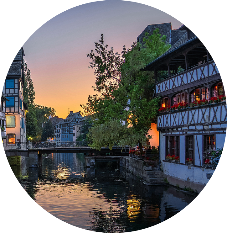 Photo circulaire de Strasbourg où Franck Zussy a obtenu son Master en traduction littéraire et éditoriale, module anglais-russe.